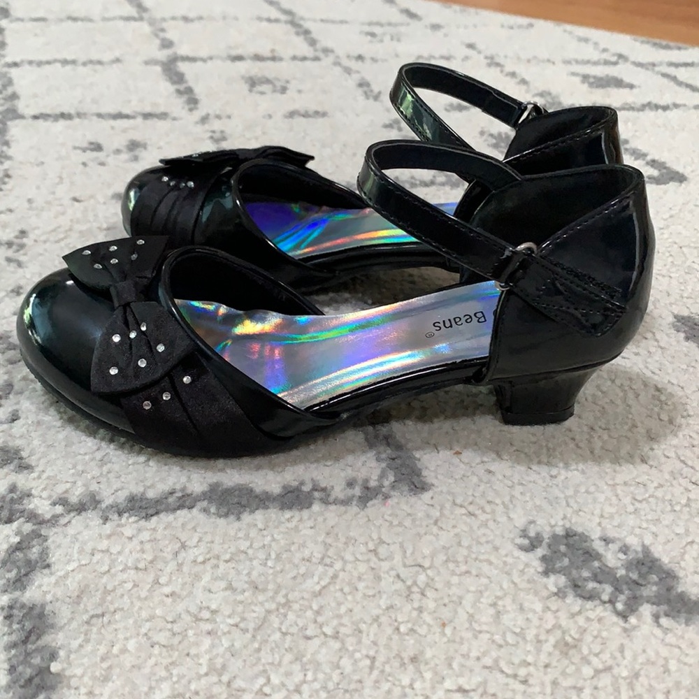 Girls black high heels sz 1